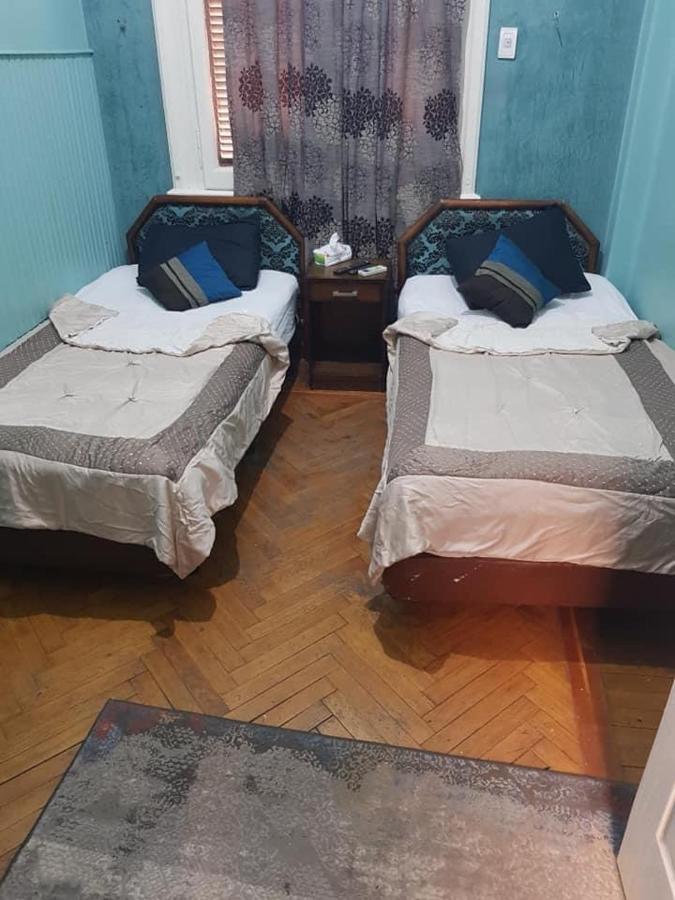 Downtown Inn Kairo Bagian luar foto