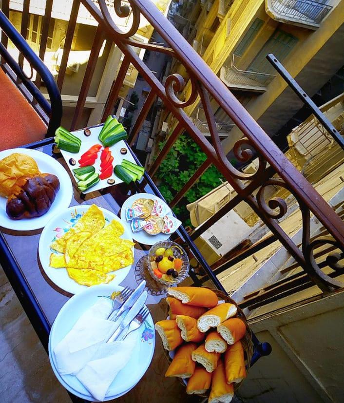 Downtown Inn Kairo Bagian luar foto