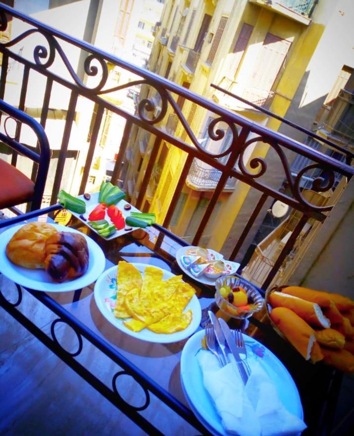 Downtown Inn Kairo Bagian luar foto