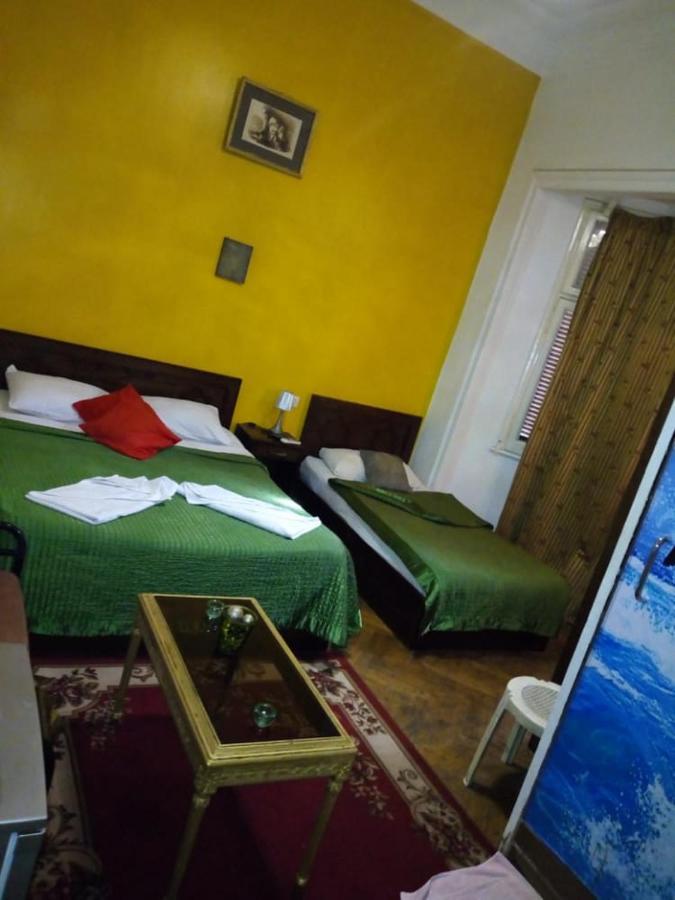 Downtown Inn Kairo Bagian luar foto